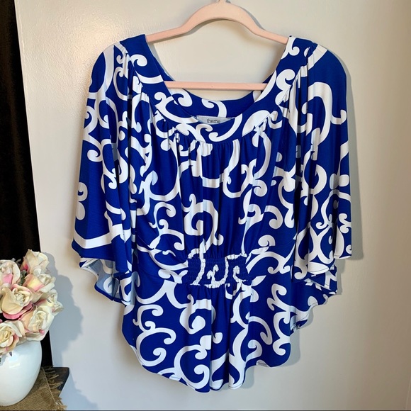 THEME Blue and White Drape Batwing Sleeve Blouse - Picture 2 of 16